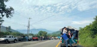Se enciende protesta en La Ceiba: bloqueos por apagón y cobros de luz