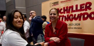 Puede cambiarse estrategia pero no la meta, dice Laura Artemisa a estudiantes