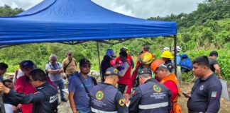 Hallan sin vida a uno de los atrapados en gruta de Cuetzalan; siguen buscando a tres