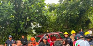 Protección Civil refuerza labores de rescate de familia atrapada en gruta de Cuetzalan