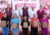 Entrega Pepe Chedraui más de 3 mil apoyos alimentarios a familias de La Libertad