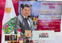 Gobierno estatal encabeza transformación histórica de caminos y vialidades con maquinaria propia