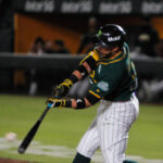 Pericos llega a 50 triunfos y se queda con la serie ante El Águila