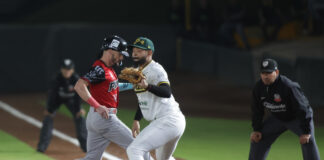 ¡Pericos se pone a un triunfo de la Serie de Zona!