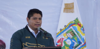 Omar Muñoz coloca primera piedra del Parque de las Infancias en el corazón de Cuautlancingo