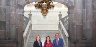 Entregan Pepe Chedraui y MariElise Budib donativo a Cruz Roja por colecta anual