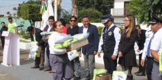 Entrega Armando Aguirre equipamiento a paramédicos de Coronango en homenaje a Josefa Ortiz