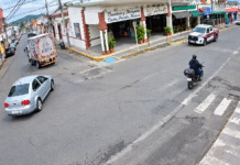 Balean a policía estatal durante operativo en Chipilo; aseguran camioneta de agresores