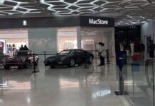 Asaltan MacStore de Vía San Ángel; clientes se refugian en el piso