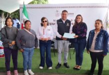 En Mihuacán, Armando Aguirre acerca servicios durante la jornada del Martes Ciudadano