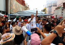 ¡Estalla el hartazgo en el IMSS! Trabajadores toman las calles de Puebla